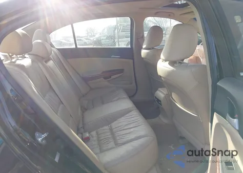 2011 Honda Accord 3.5 Ex-L from USA, damaged, VIN 1HGCP3F88BA013195